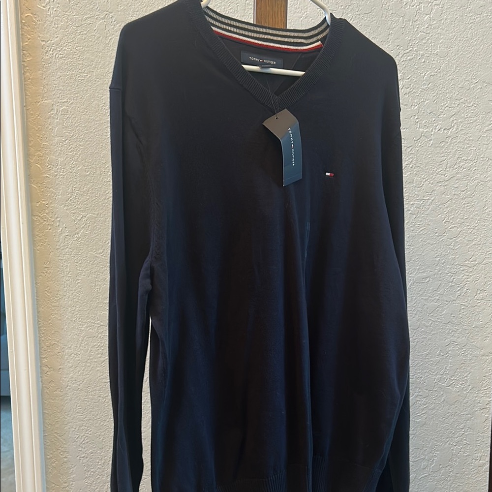 Tommy Hilfiger Men's Navy V-Neck Shirt